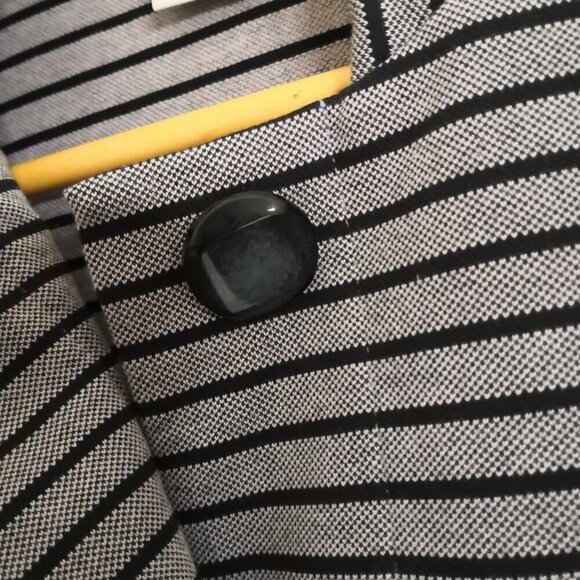 NWOT Cabi Striped Car Coat Navy Gray Long Lightweight 3/4 Sleeve Size S - Picture 6 of 10